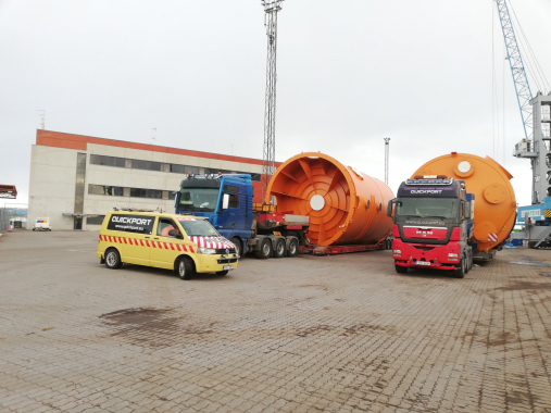 Delivery of 2 tanks from Estonia to Finland 