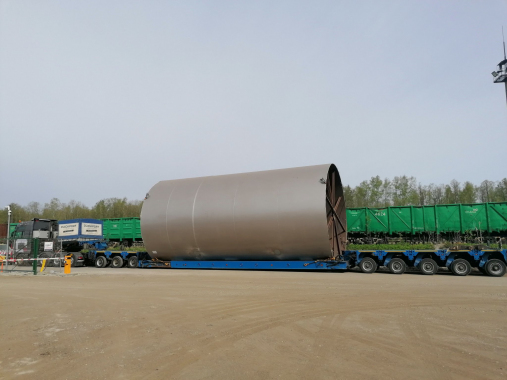 72tn middle part of retorta was successfully delivered to Enefit 