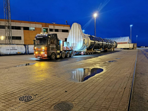 Carbon capture units delivery 
