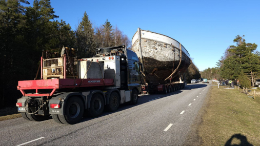 Wooden ship PAULA transport to final destination 